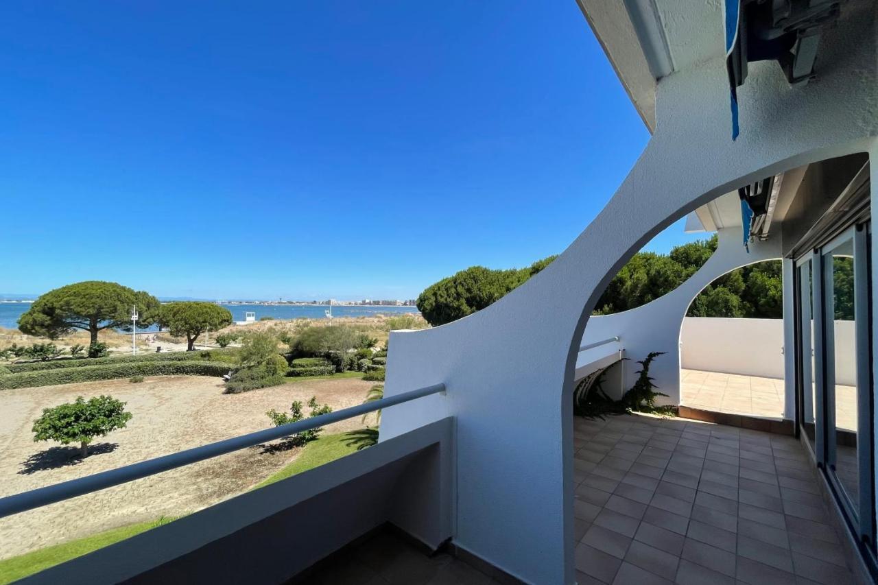 APPARTEMENT VUE MER Port Camargue 4 couchages résidence Le Flamant Le Grau-du-Roi Exterior foto